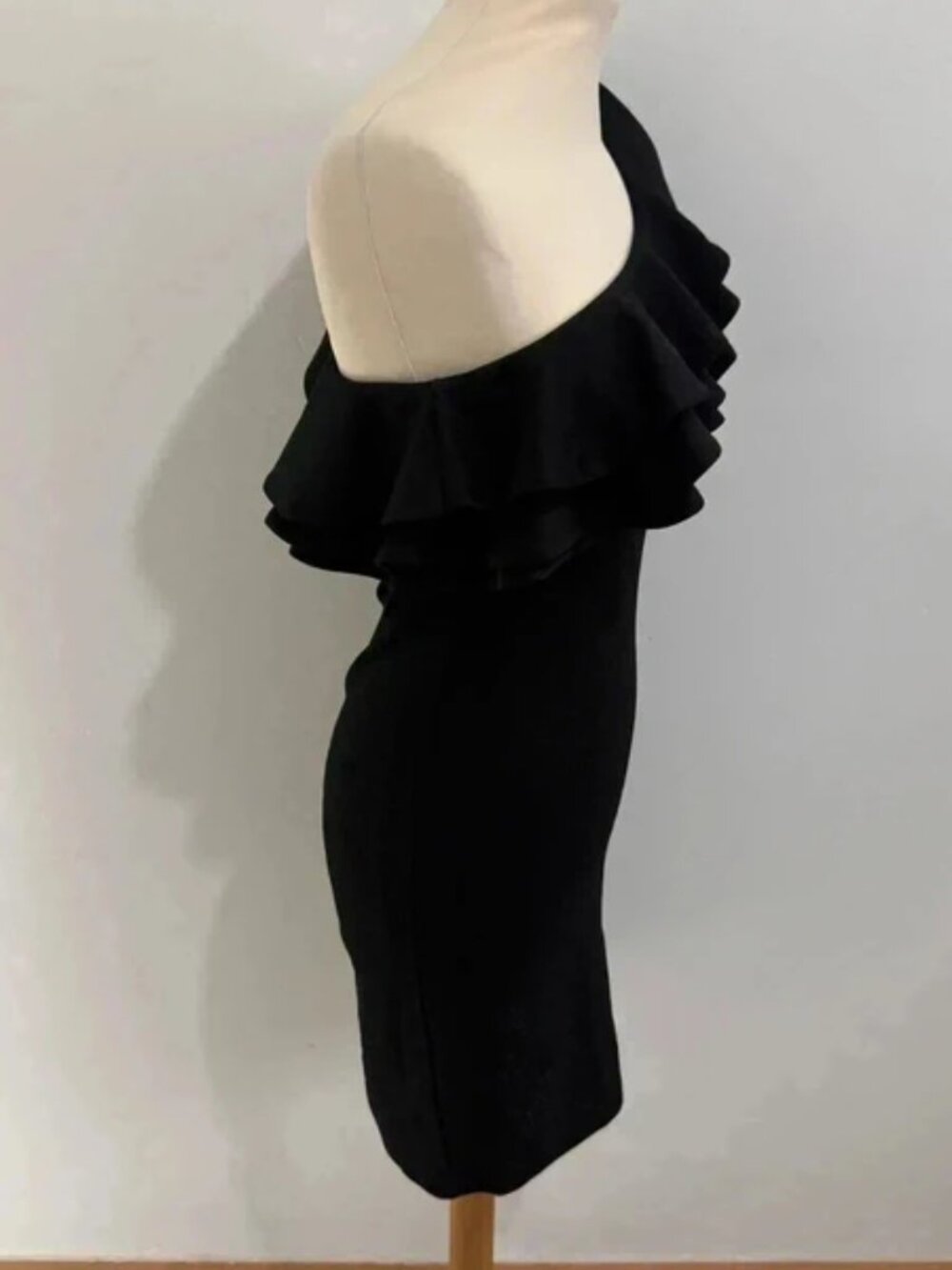 H&M black one shoulder statement ruffle dress Size S mini dress party - Picture 4 of 5